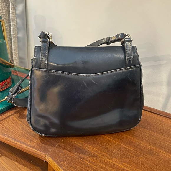 Vintage 1960s Gucci Shoulder Bag with Braided Brass Hardware - Picture 3 of 11